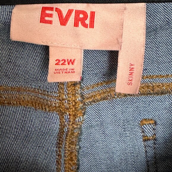 EVRI Women’s Skinny Jeans – Dark Wash, Size 22W - Excellent Preloved Condition - Picture 5 of 6